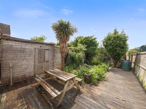 Photo 7- click for photo gallery